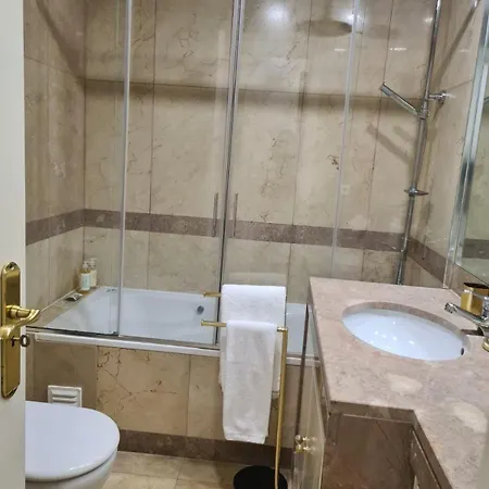 Luxury - Apartment